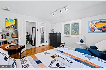 18 W Amherst Road, Bala Cynwyd, PA 19004 - Photo 53
