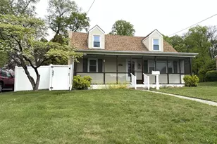 337 Surrey Ln, Hatboro, PA 19040 - Photo 1