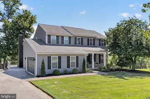 2903 Tanglewood Ln, Norristown, PA 19403 - Photo 1
