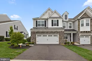 105 Woodwinds Dr, Collegeville, PA 19426 - Photo 1
