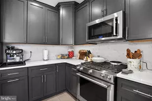 305 Lakeview Ct, King of Prussia, PA 19406 - Photo 15