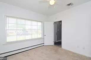 137 S 3rd St, Telford, PA 18969 - Photo 27