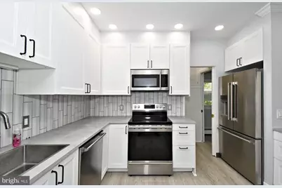 137 S 3rd Street #UNIT B, Telford, PA 18969 - Photo 15
