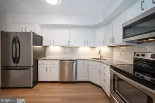1219 W Wynnewood Rd, Wynnewood, PA 19096 - Photo 11