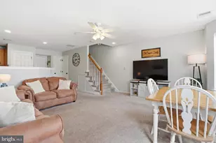 2026 Berkeley Dr, Pennsburg, PA 18073 - Photo 13