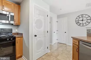 2026 Berkeley Dr, Pennsburg, PA 18073 - Photo 11