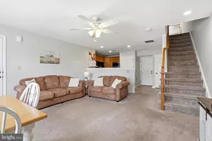 2026 Berkeley Dr, Pennsburg, PA 18073 - Photo 7