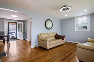 223 Fitzwatertown Rd, Willow Grove, PA 19090 - Photo 7