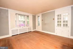 105 E Logan St, Norristown, PA 19401 - Photo 9