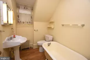 105 E Logan St, Norristown, PA 19401 - Photo 41
