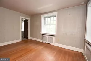 105 E Logan St, Norristown, PA 19401 - Photo 31