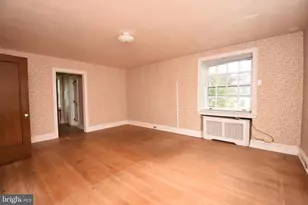 105 E Logan St, Norristown, PA 19401 - Photo 27