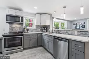 1267 Huntingdon Rd, Abington, PA 19001 - Photo 9