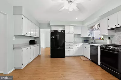 813 Mockingbird Lane, Norristown, PA 19403 - Photo 11