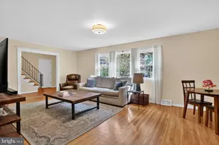 813 Mockingbird Ln, Norristown, PA 19403 - Photo 5