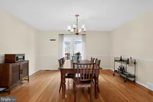 813 Mockingbird Ln, Norristown, PA 19403 - Photo 15