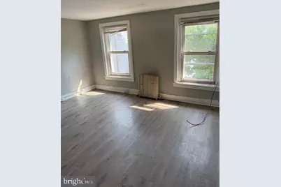 325 E Moore Street, Norristown, PA 19401 - Photo 5