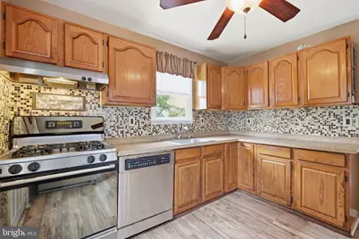 140 Warren Street, Willow Grove, PA 19090 - Photo 5