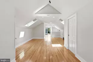 272 E North Ln, Conshohocken, PA 19428 - Photo 19