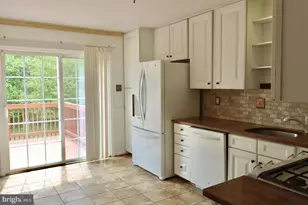 3369 Woodland Cir, Huntingdon Valley, PA 19006 - Photo 17