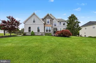 144 Fox Run Dr, Collegeville, PA 19426 - Photo 3
