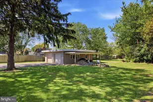 235 W King St, Pottstown, PA 19464 - Photo 33