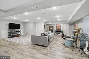 419 Chapel Rd, Elkins Park, PA 19027 - Photo 39