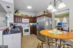 421 Dartmoor Rd, Schwenksville, PA 19473 - Photo 15