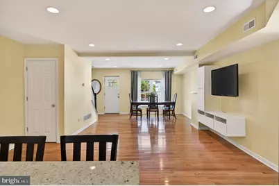 218 W 4th Avenue, Conshohocken, PA 19428 - Photo 17