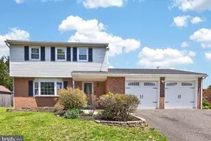 723 Wendy Dr, Pottstown, PA 19464 - Photo 5