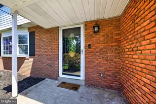 723 Wendy Dr, Pottstown, PA 19464 - Photo 3