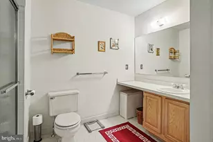 1102 Foxmeadow Dr, Royersford, PA 19468 - Photo 15
