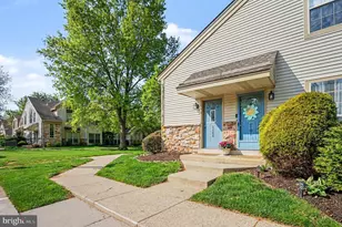 1102 Foxmeadow Dr, Royersford, PA 19468 - Photo 3