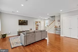 1735 Ridgeway Ave, Willow Grove, PA 19090 - Photo 5