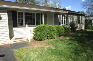 7 Mary Hill Rd, Spring Mount, PA 19478 - Photo 1