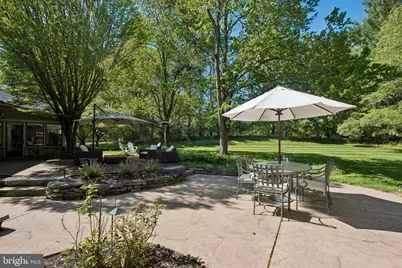 2 Hedgerow Drive, Spring House, PA 19477 - Photo 9