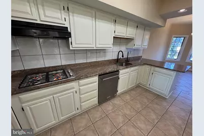 327 Overlook Lane, Conshohocken, PA 19428 - Photo 7