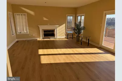 327 Overlook Lane, Conshohocken, PA 19428 - Photo 13