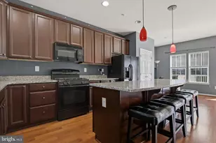 111 Sandpiper Ct, Gilbertsville, PA 19525 - Photo 3