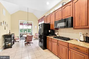 461 Peters Way, Phoenixville, PA 19460 - Photo 11
