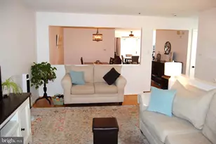 511 Sturbridge Ct, King of Prussia, PA 19406 - Photo 3