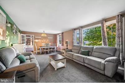 33 Cedar Grove Road, Conshohocken, PA 19428 - Photo 3