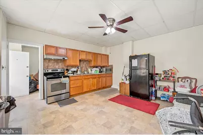 815 Tremont Avenue, Norristown, PA 19401 - Photo 9