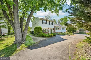 2 Flamingo Rd, Hatboro, PA 19040 - Photo 3