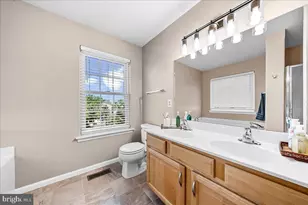 4001 Sarah Ct, Collegeville, PA 19426 - Photo 21