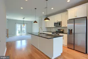 320 Walnut St, Collegeville, PA 19426 - Photo 9