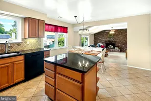 555 Elliott Dr, King of Prussia, PA 19406 - Photo 9