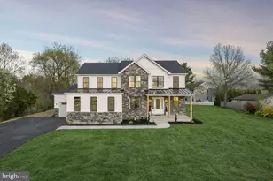906 S Collegeville Rd, Phoenixville, PA 19460 - Photo 1