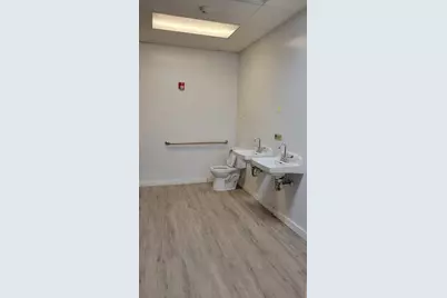 125 N York Road, Willow Grove, PA 19090 - Photo 9