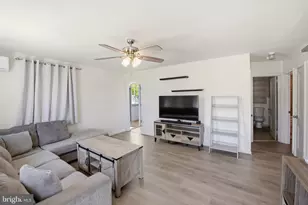 897 N Adams St, Pottstown, PA 19464 - Photo 5